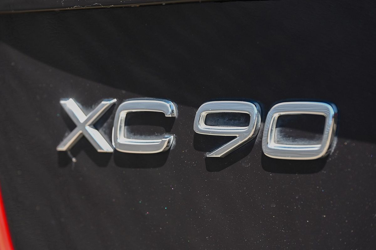2020 Volvo XC90 T6 R-Design