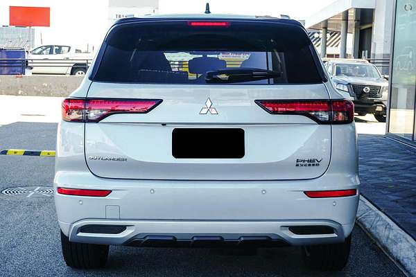 2024 Mitsubishi Outlander PHEV Exceed Tourer ZM