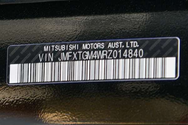 2024 Mitsubishi Outlander LS ZM