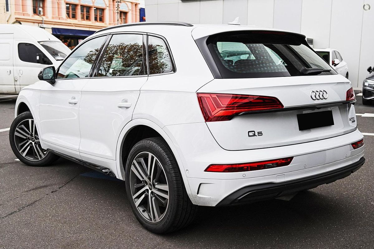 2024 Audi Q5 40 TDI Sport FY