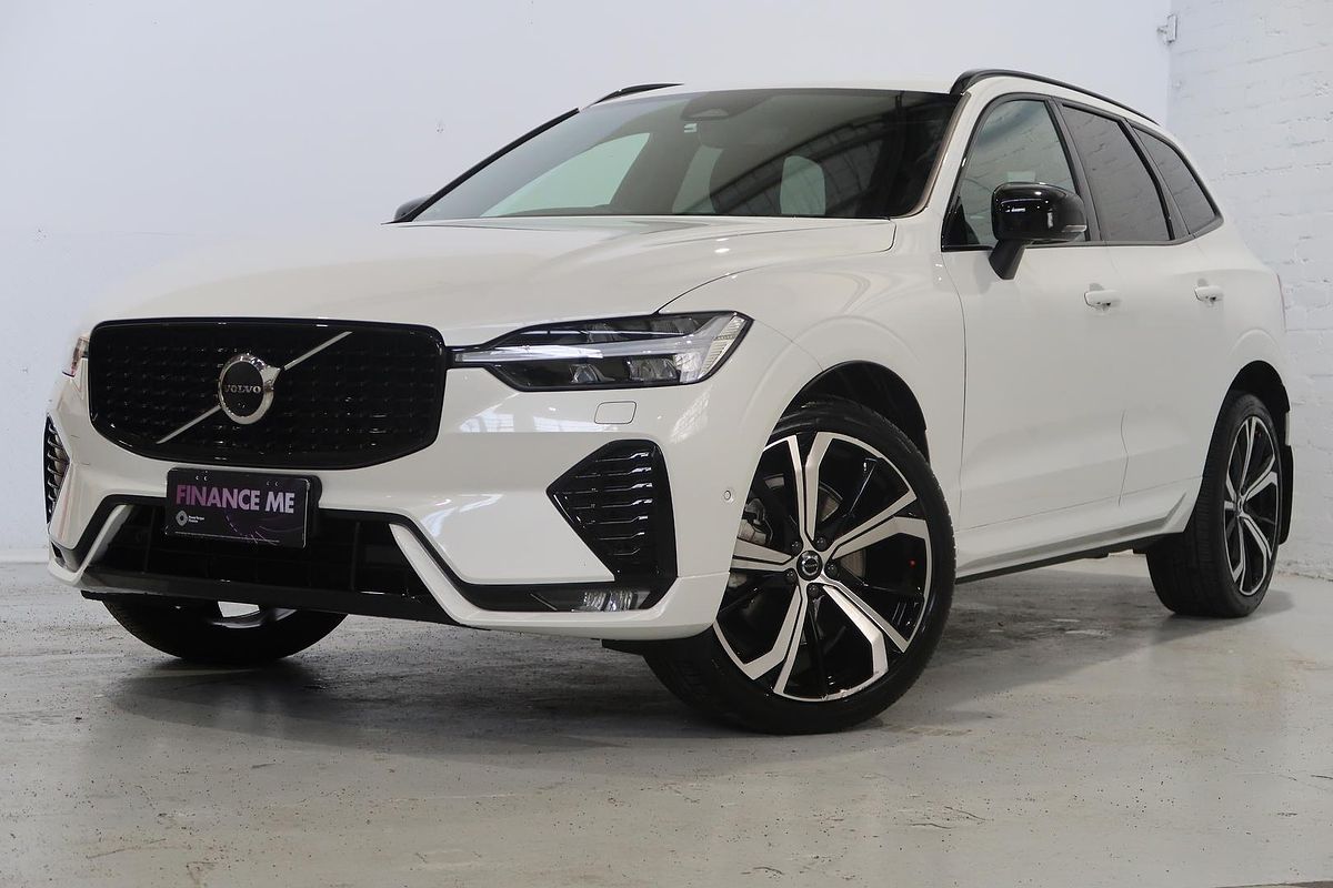 2021 Volvo XC60 B6 R-Design
