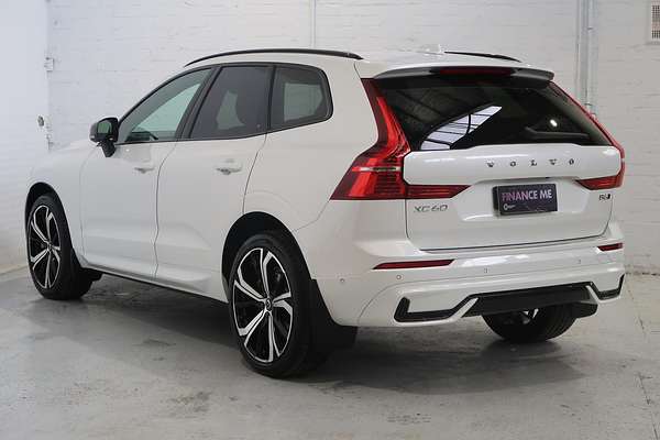 2021 Volvo XC60 B6 R-Design