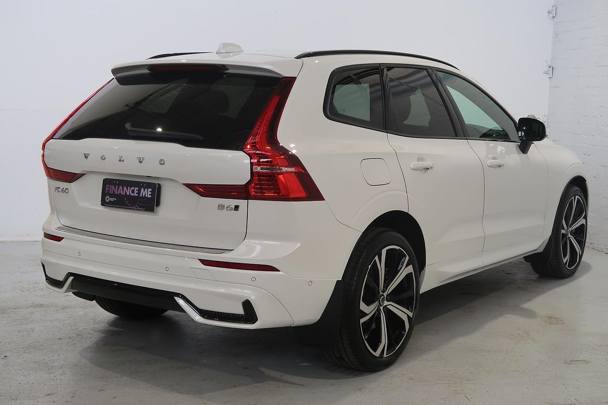 2021 Volvo XC60 B6 R-Design