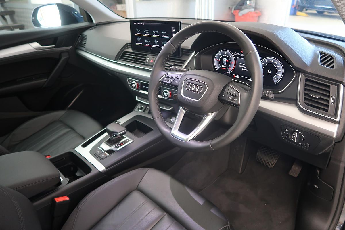 2022 Audi Q5 40 TDI Sport FY