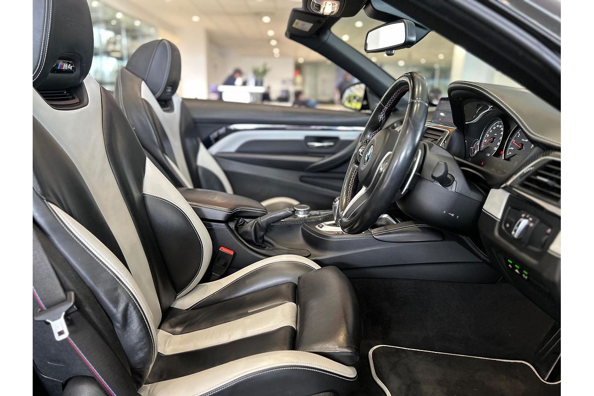 2018 BMW M4 30 Jahre F83 LCI