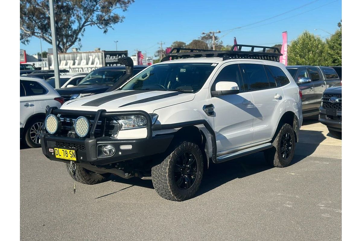 2017 Ford Everest Trend UA