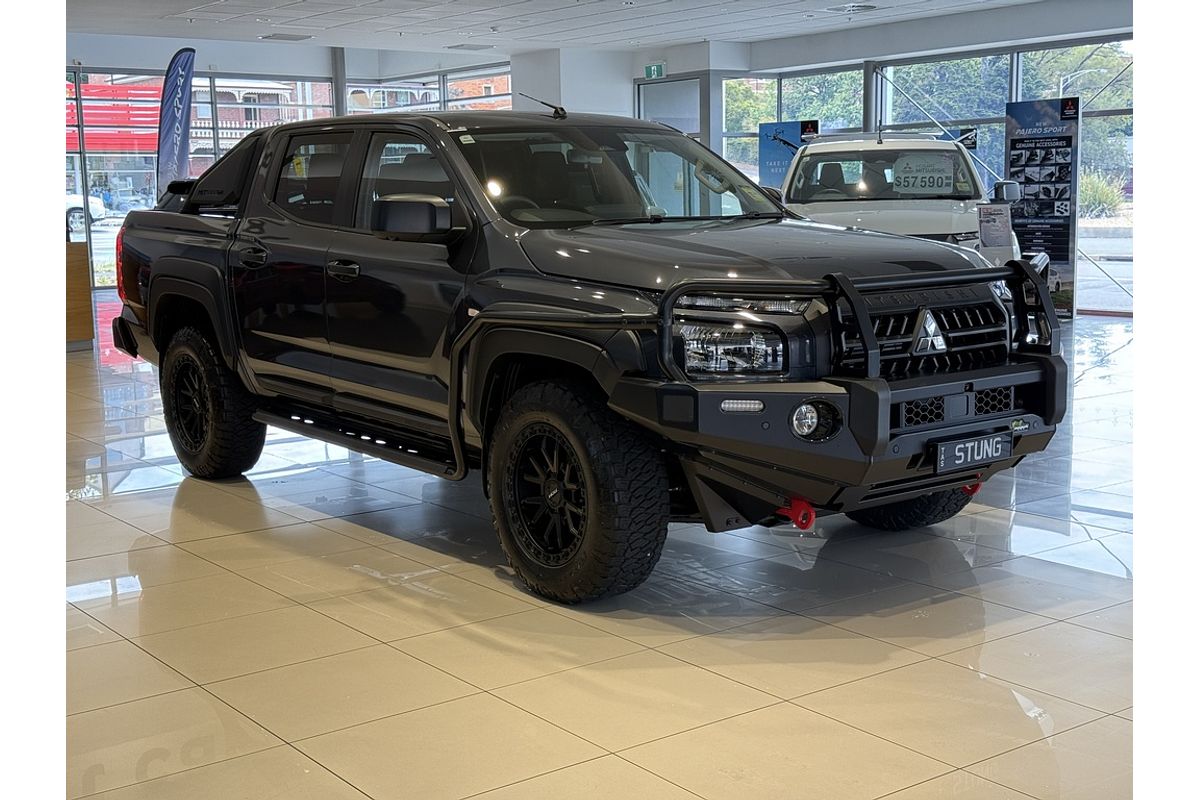 2024 Mitsubishi MV Triton GLX-R 2.4L D 6A/T 4X4 DC PU