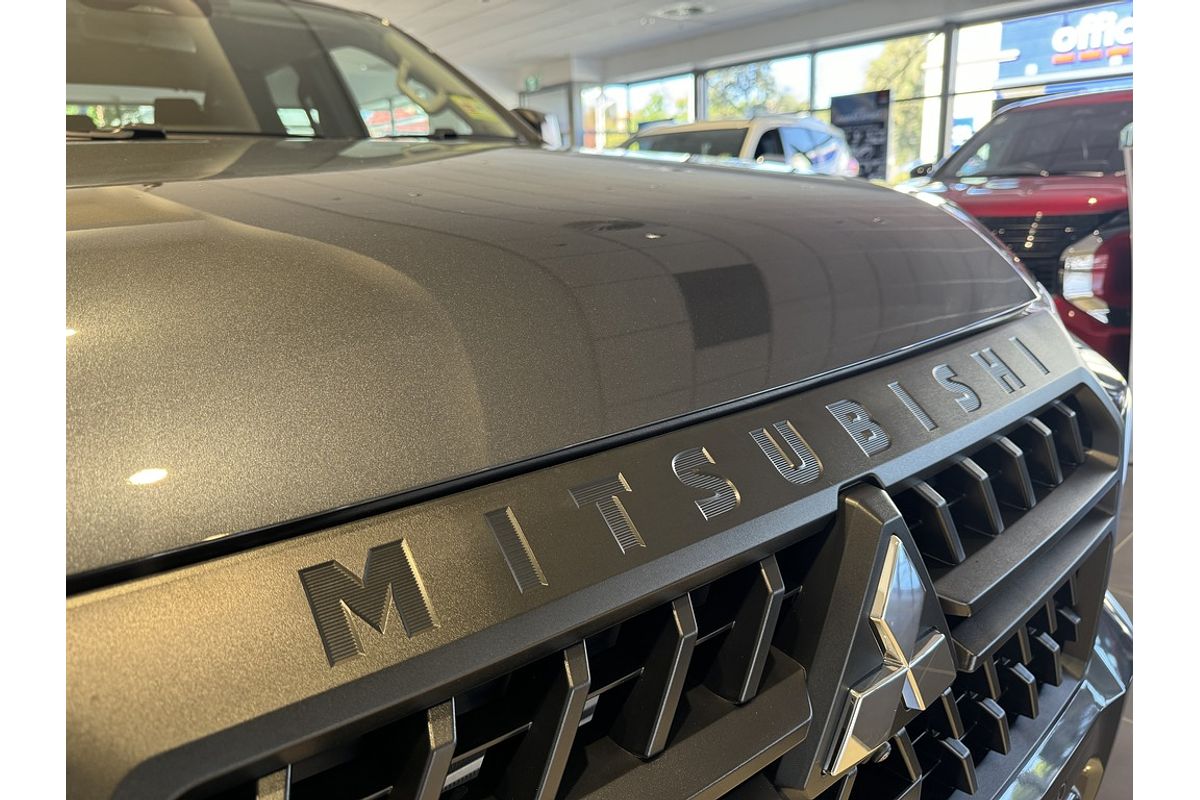 2024 Mitsubishi MV Triton GLX-R 2.4L D 6A/T 4X4 DC PU