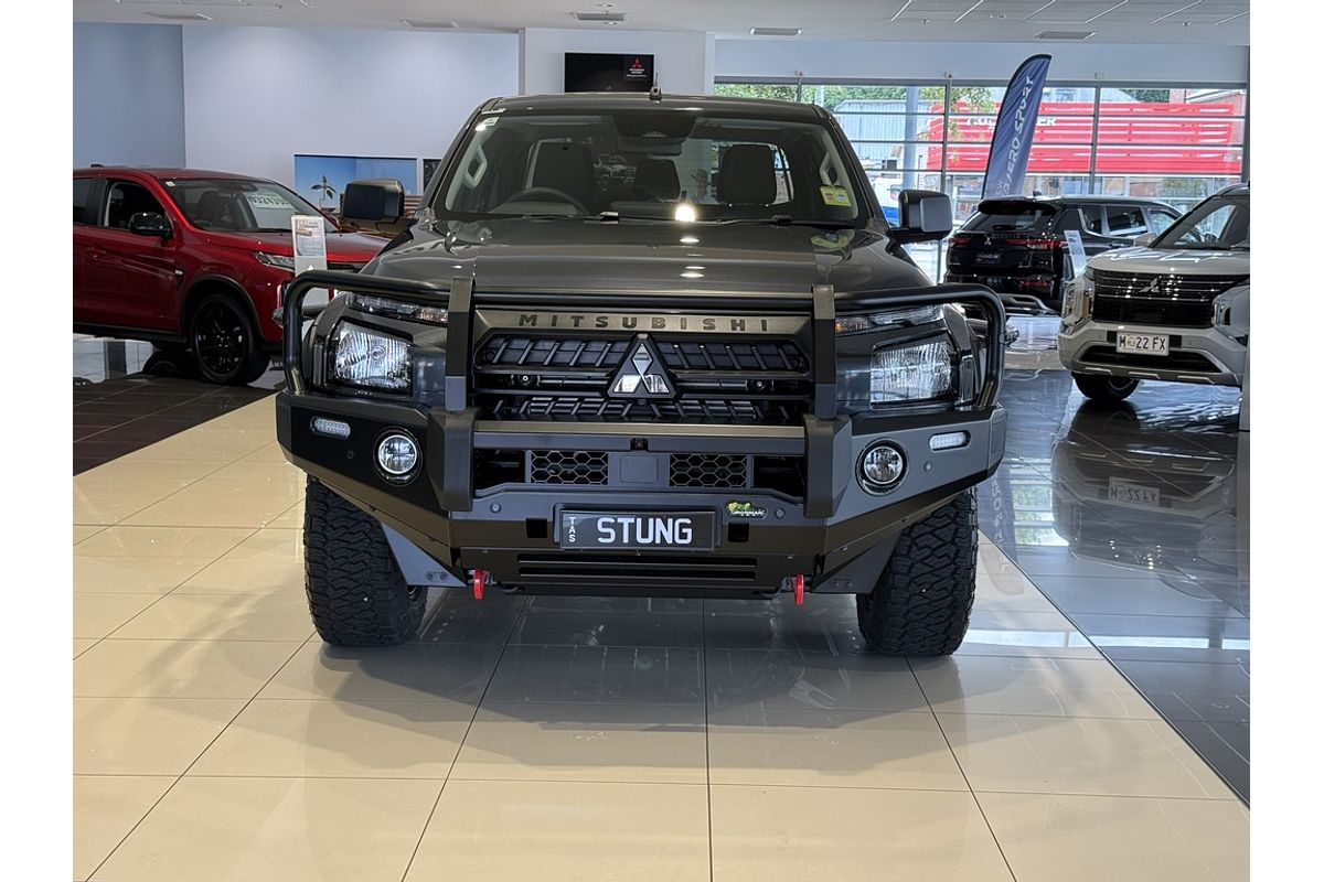2024 Mitsubishi MV Triton GLX-R 2.4L D 6A/T 4X4 DC PU
