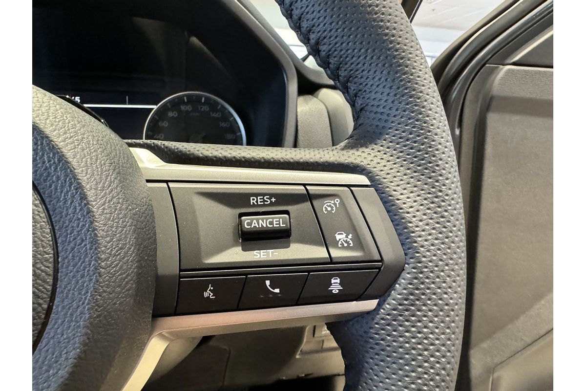 2024 Mitsubishi MV Triton GLX-R 2.4L D 6A/T 4X4 DC PU