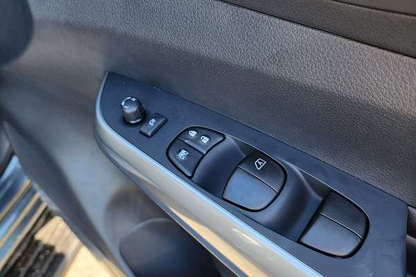 2024 Nissan Navara ST-X D23 4X4