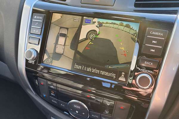 2024 Nissan Navara ST-X D23 4X4