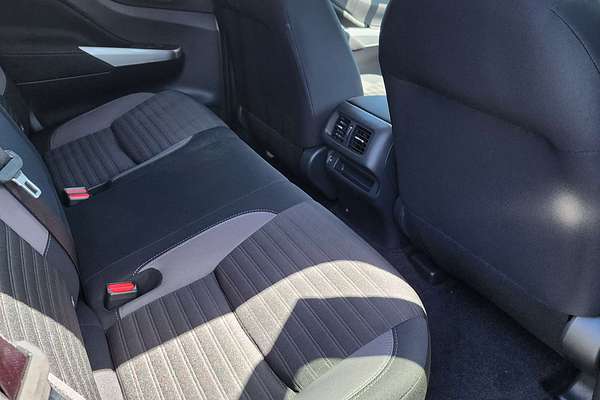 2024 Nissan Navara ST-X D23 4X4