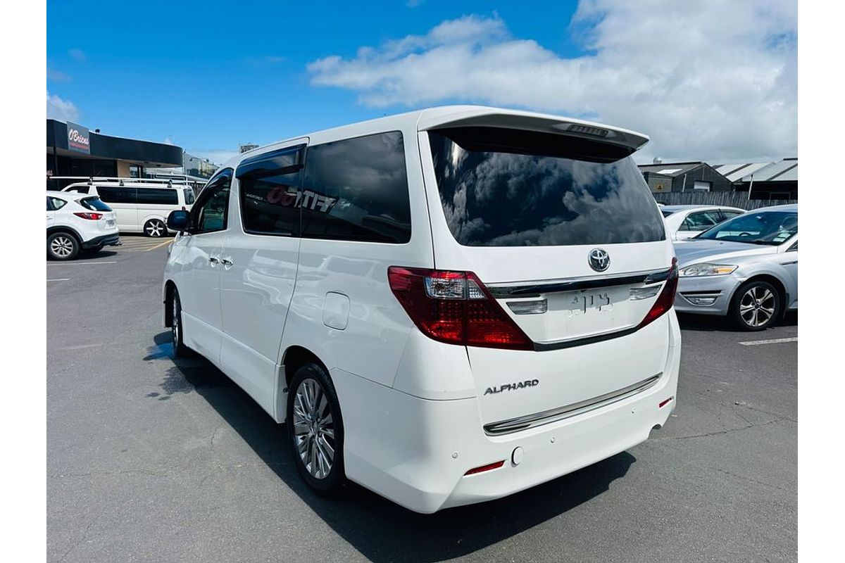 2014 Toyota ALPHARD