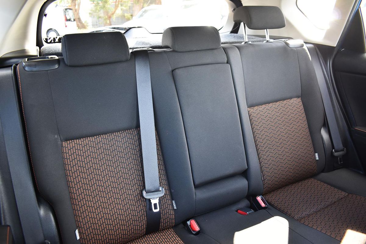2016 Toyota Corolla SX ZRE182R