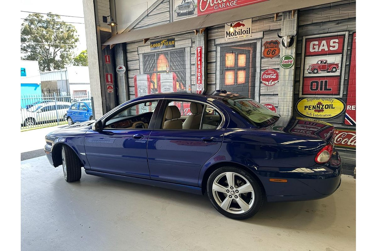 2009 Jaguar X-Type LE X400