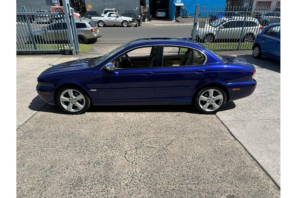 2009 Jaguar X-Type LE X400