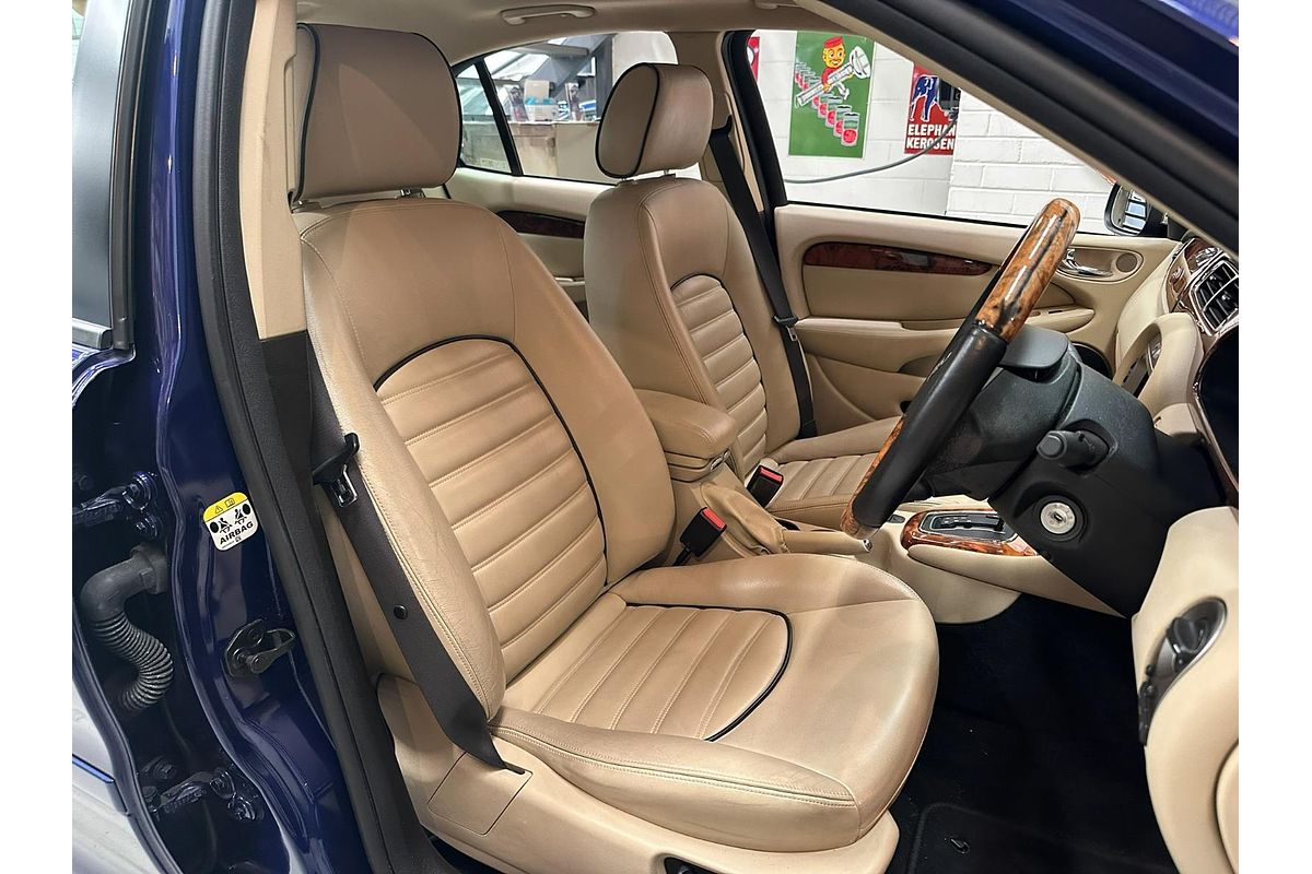 2009 Jaguar X-Type LE X400