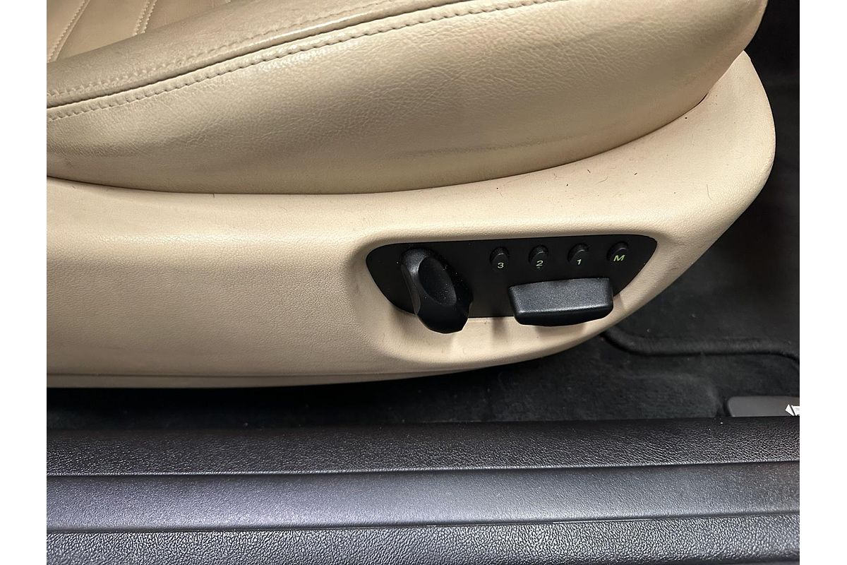 2009 Jaguar X-Type LE X400