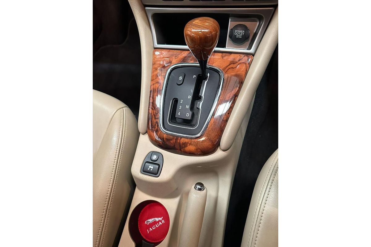 2009 Jaguar X-Type LE X400