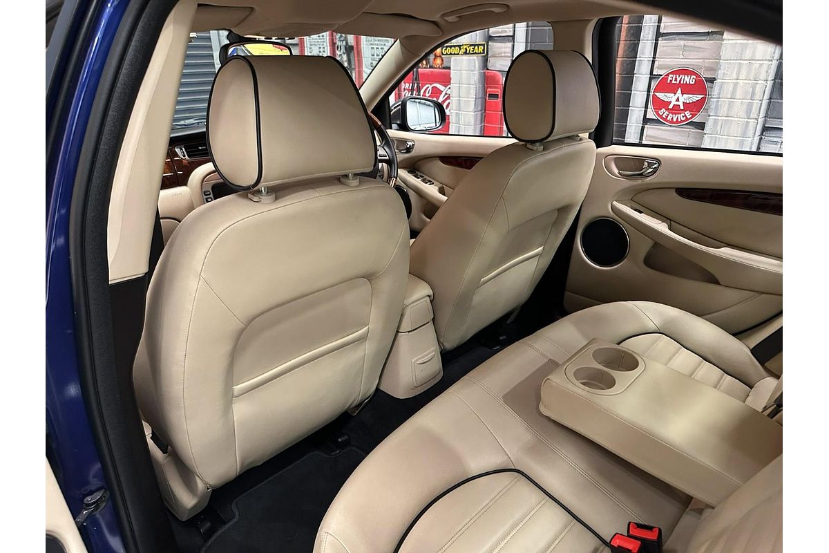 2009 Jaguar X-Type LE X400
