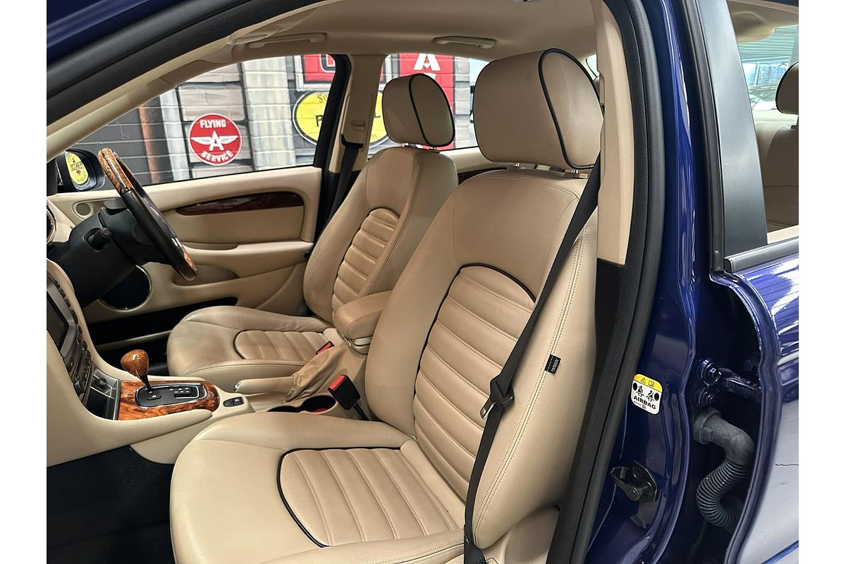 2009 Jaguar X-Type LE X400