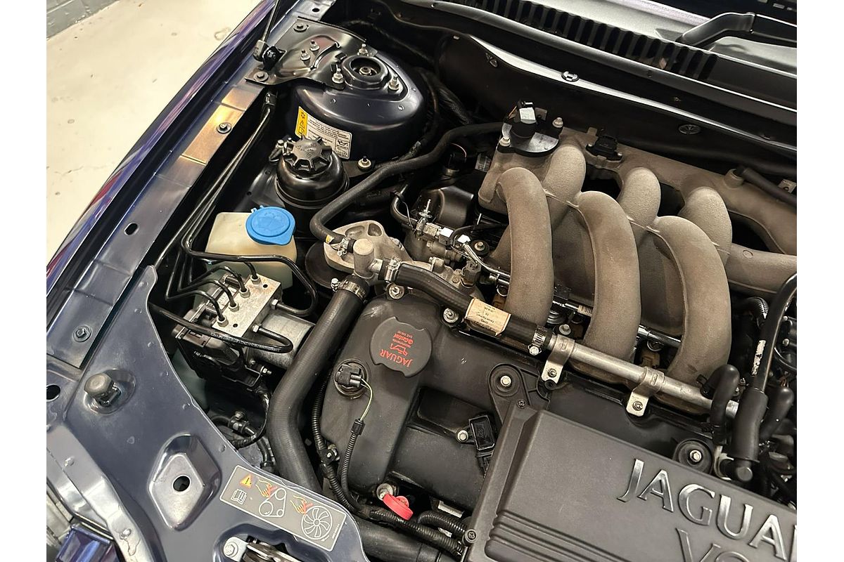 2009 Jaguar X-Type LE X400