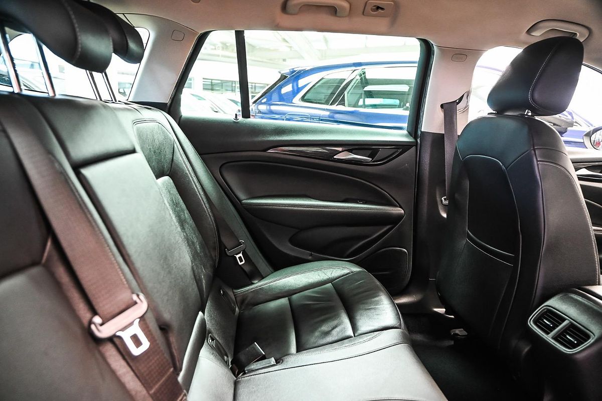 2020 Holden Calais V ZB