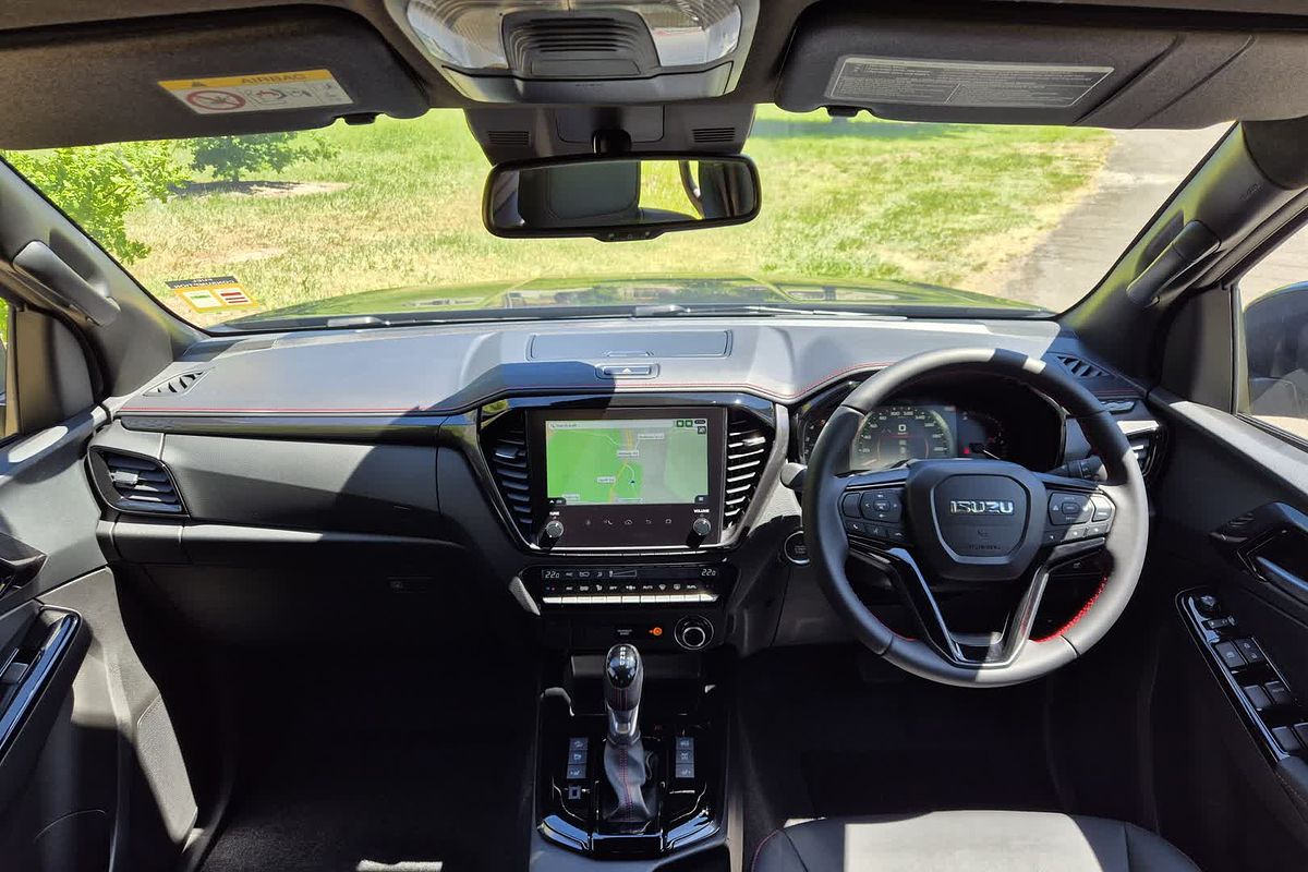 2024 Isuzu D-MAX X-TERRAIN 4X4