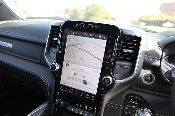 2023 RAM 1500 Laramie Sport RamBox DT 4X4 SWB