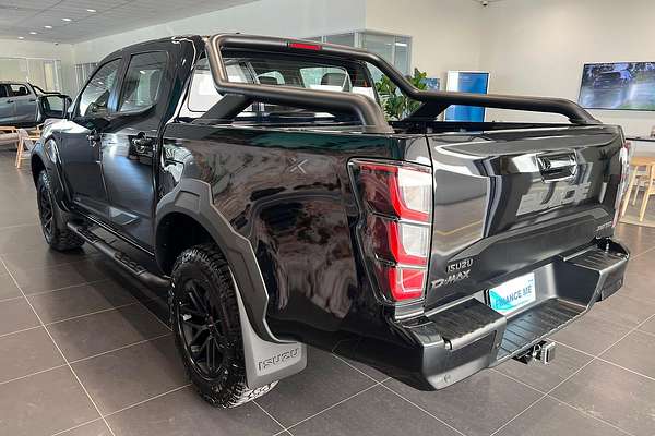 2024 Isuzu D-MAX BLADE 4X4