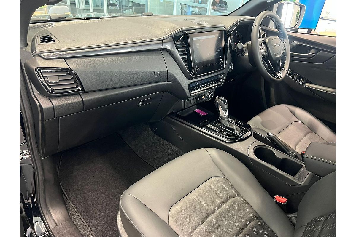 2024 Isuzu D-MAX BLADE 4X4
