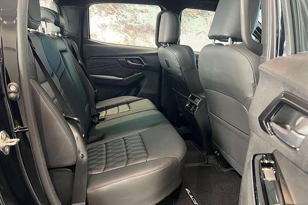 2024 Isuzu D-MAX BLADE 4X4