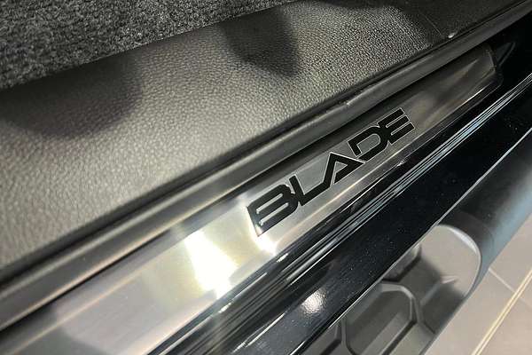 2024 Isuzu D-MAX BLADE 4X4