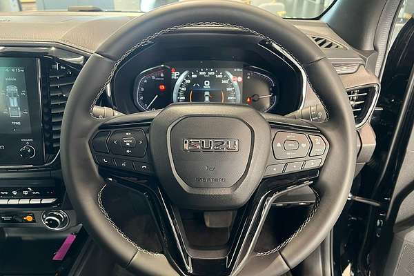 2024 Isuzu D-MAX BLADE 4X4