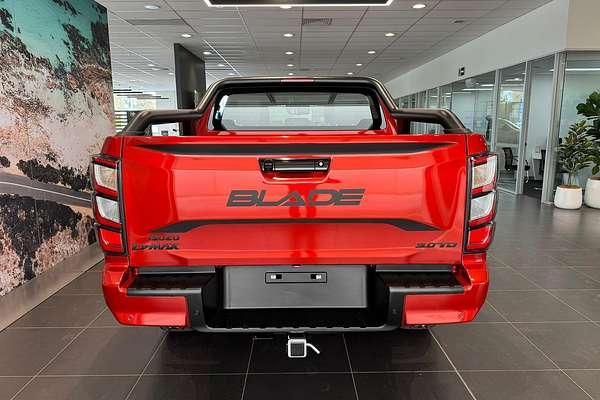 2024 Isuzu D-MAX BLADE 4X4