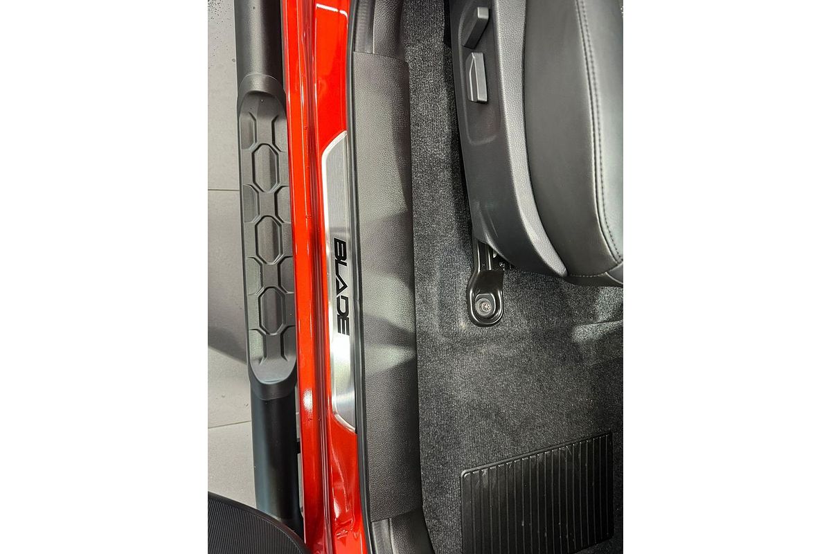 2024 Isuzu D-MAX BLADE 4X4