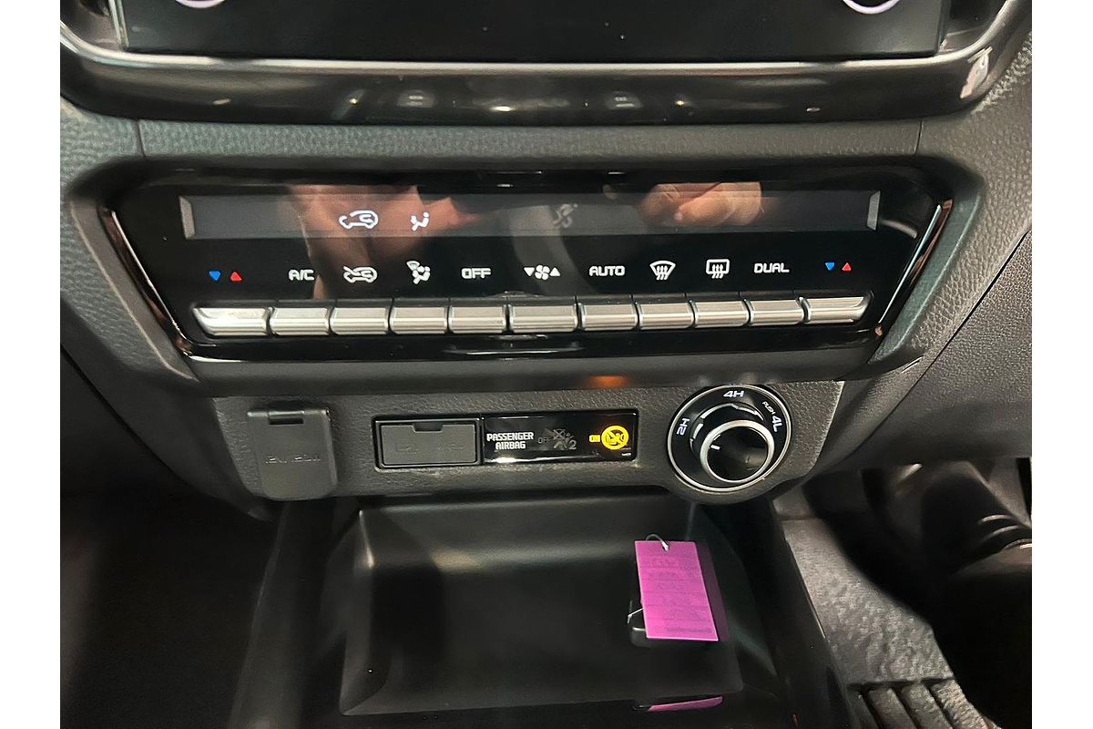 2024 Isuzu D-MAX BLADE 4X4