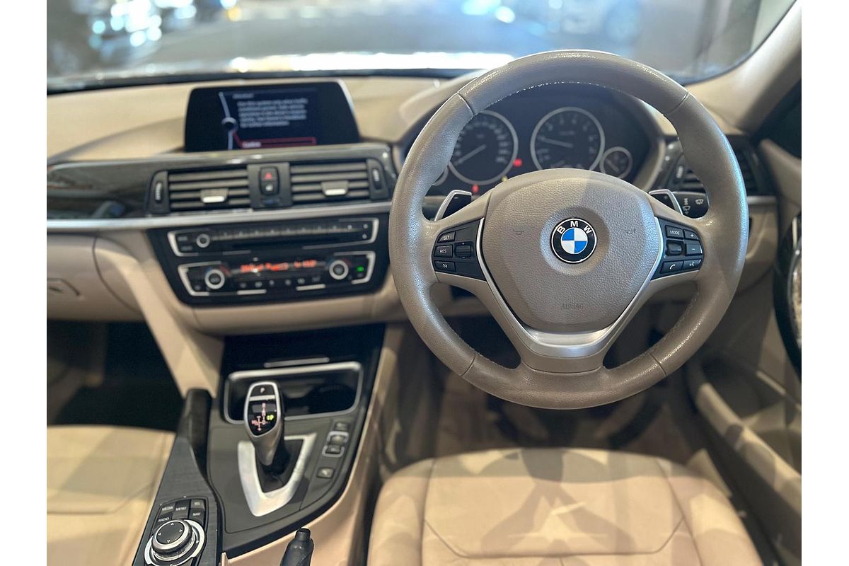 2013 BMW 3 Series 320i F30