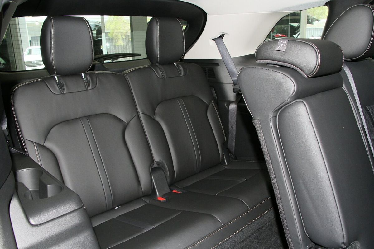 2024 Mazda CX-80 P50e Touring KL