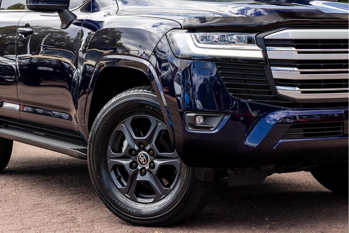 2022 Toyota Landcruiser VX FJA300R