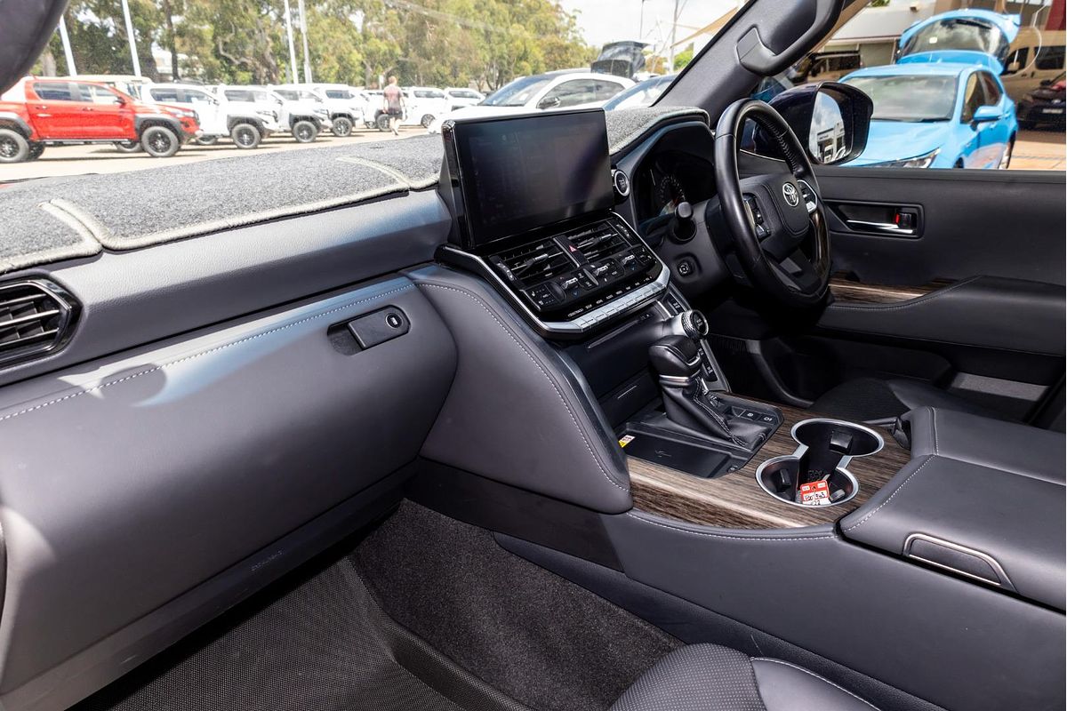 2022 Toyota Landcruiser VX FJA300R