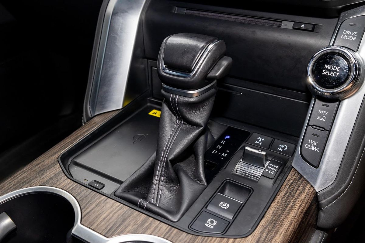2022 Toyota Landcruiser VX FJA300R