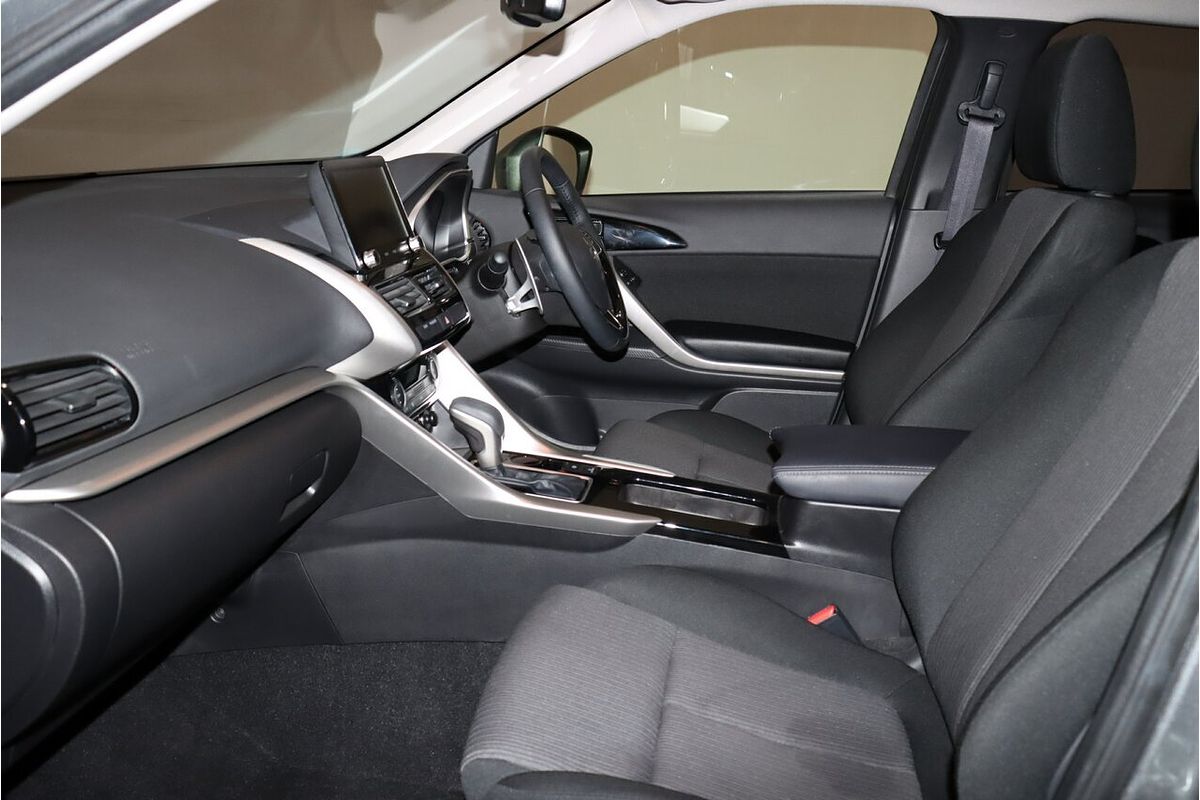 2024 Mitsubishi Eclipse Cross LS YB