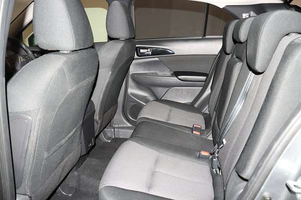 2024 Mitsubishi Eclipse Cross LS YB