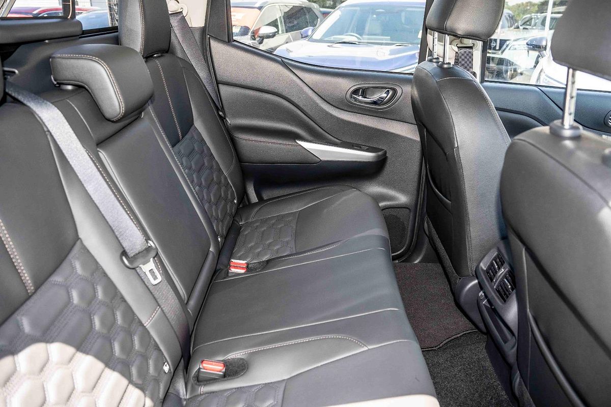 2024 Nissan Navara ST-X D23 4X4