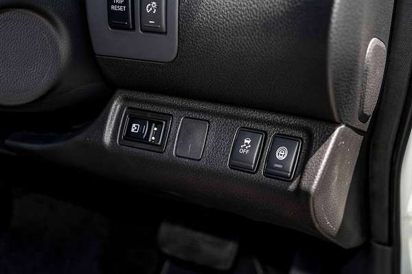 2024 Nissan Navara ST-X D23 4X4