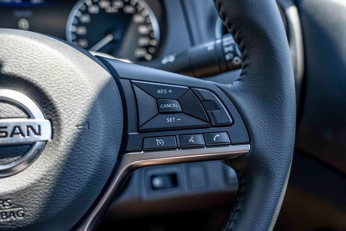 2024 Nissan Navara ST-X D23 4X4