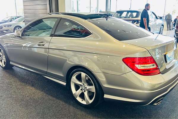 2014 Mercedes Benz C-Class C250 C204