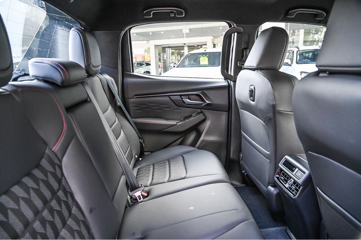 2024 Isuzu D-MAX X-TERRAIN 4X4